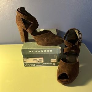 Di Sandro, brown suede heel, size 8